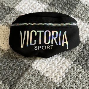 NWT Victoria Secret sport fanny pack
